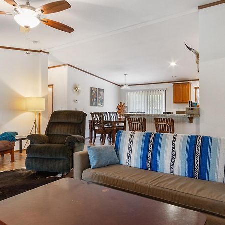 Hondo Creek Hideaway Hotel Tarpley Exterior photo
